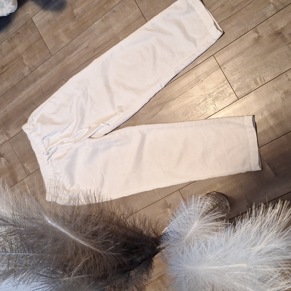 Babaton white pants